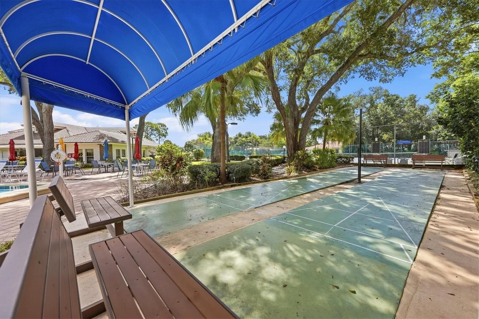Single Family Residence at 5837 GARDEN LAKES DR, BRADENTON, photo 42 of 50