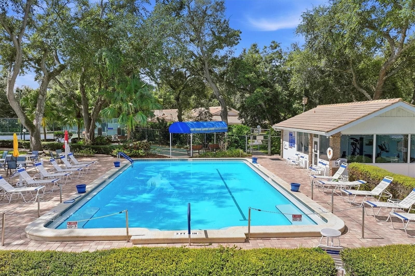 Single Family Residence at 5837 GARDEN LAKES DR, BRADENTON, photo 47 of 50