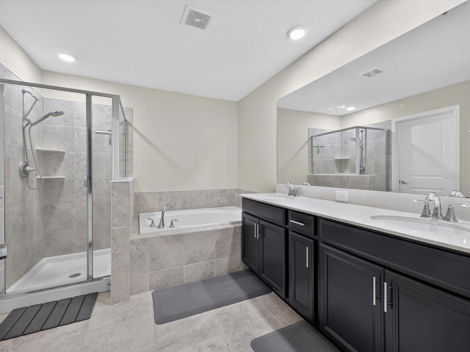 Single Family Residence at 8975 FLUFFY LIE CT, DAVENPORT, photo 16 of 30