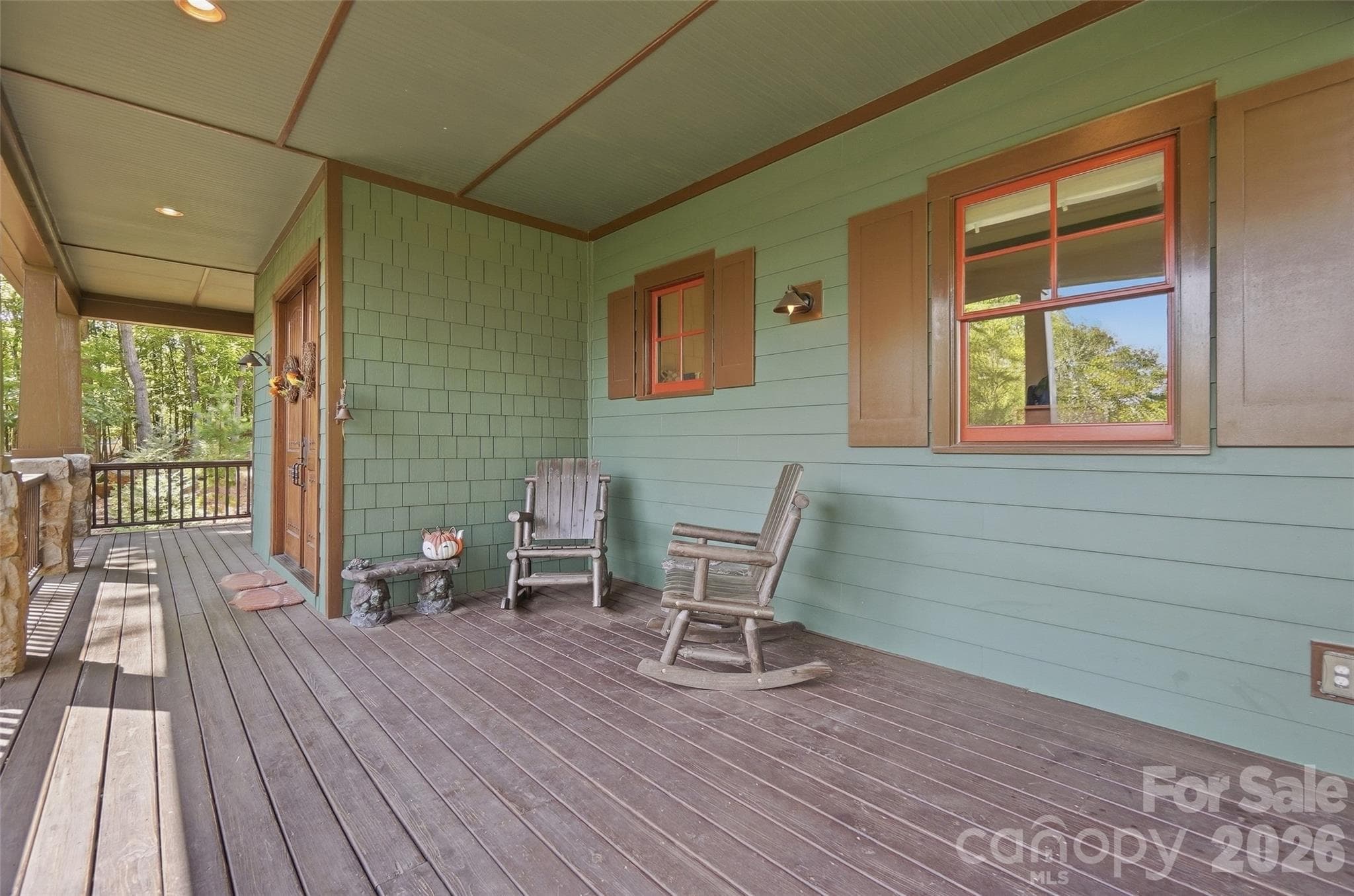 Single Family Residence at 3014 Dodsworth Drive, Cramerton, photo 5 of 48