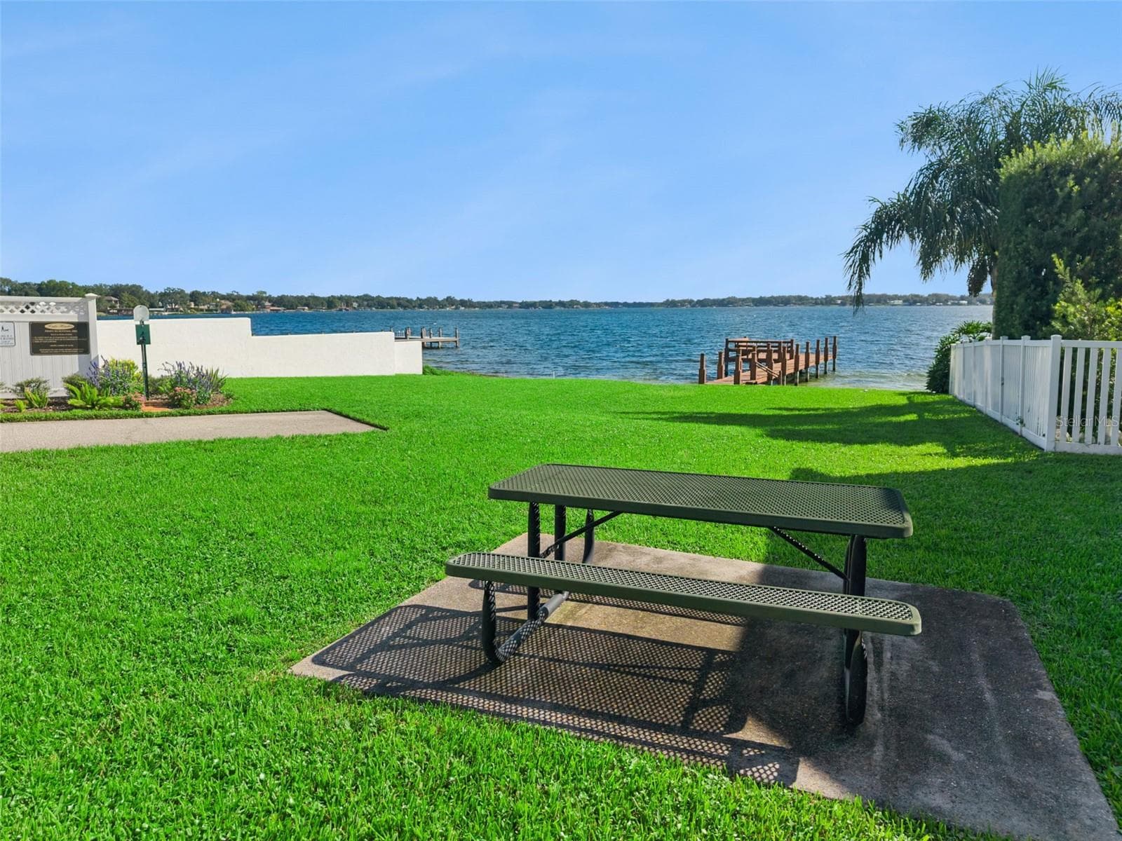 Single Family Residence at 637 LAKE HARBOR CIR, ORLANDO, photo 29 of 37