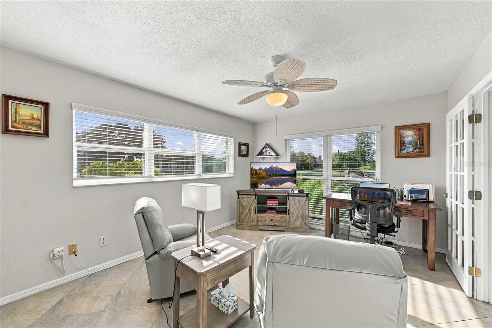 Bedroom #3/Office - This multiple purpose room is exceptional for any purpose. The windows are large with lots of natural light. - 211 STONEHAM DR, SUN CITY CENTER