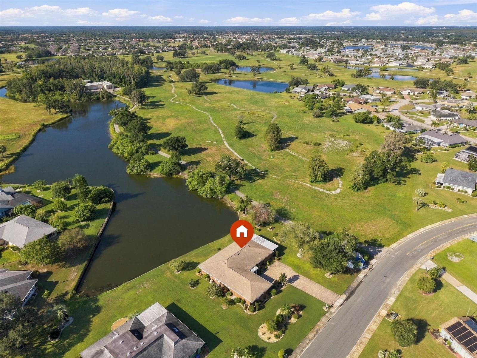 Aerial view - 211 STONEHAM DR, SUN CITY CENTER