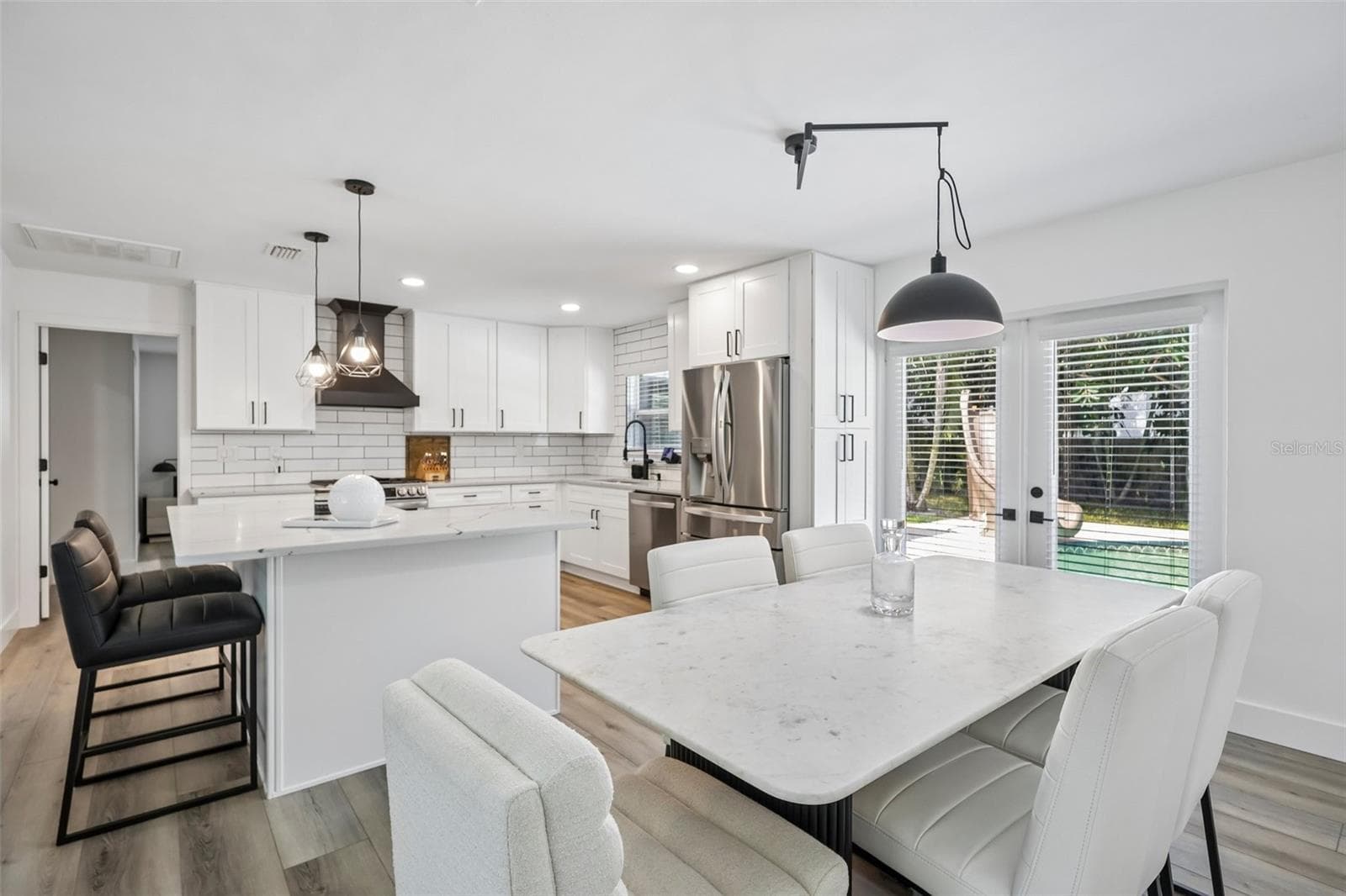 Single Family Residence at 4600 BAYSHORE BLVD NE, ST PETERSBURG, photo 11 of 53
