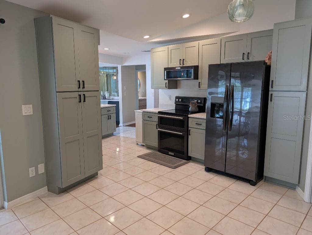 Single Family Residence at 2673 MONTAGUE CT W, CLEARWATER, photo 10 of 49