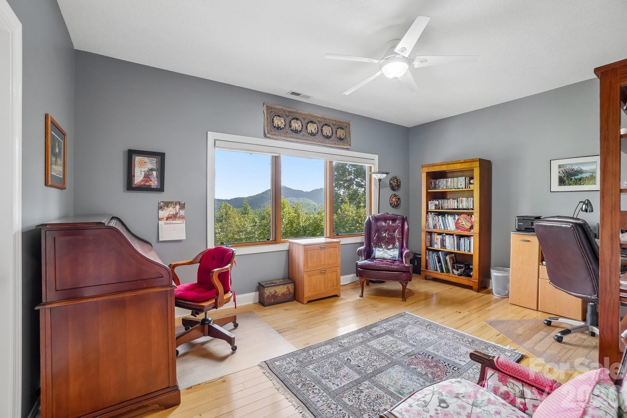 Office/Bedroom - 1000 Reems Cove Road, Marshall