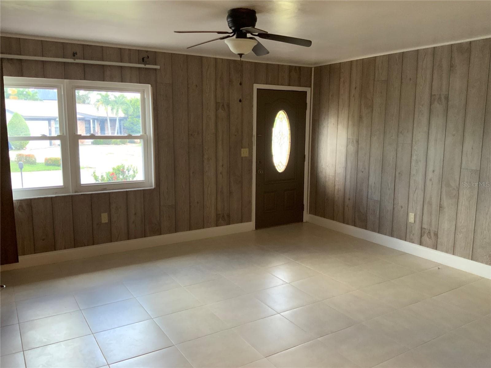 Single Family Residence at 4011 WESTMINSTER DR, SARASOTA, photo 10 of 17