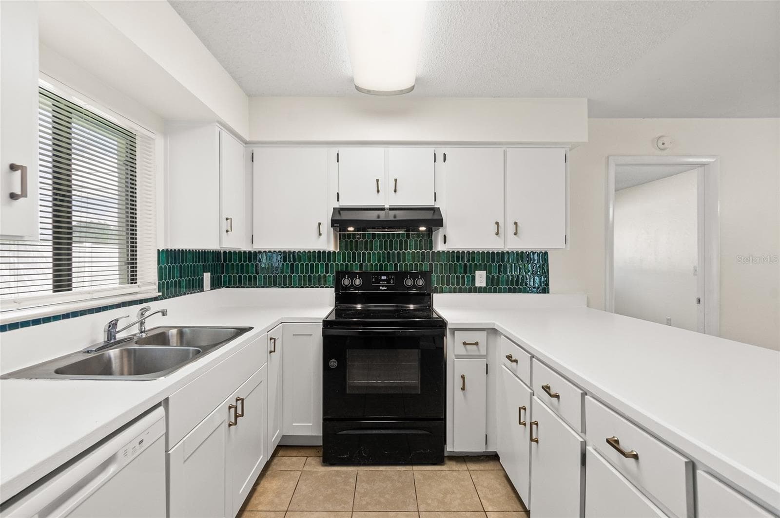 Single Family Residence at 38 E DIAMOND DR, PALM COAST, photo 19 of 53