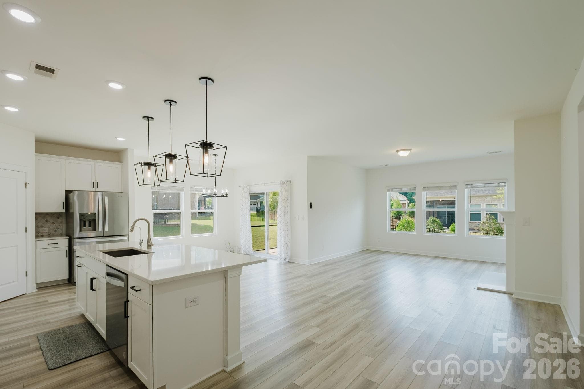 Single Family Residence at 5213 Birchhill Road, Mint Hill, photo 10 of 21