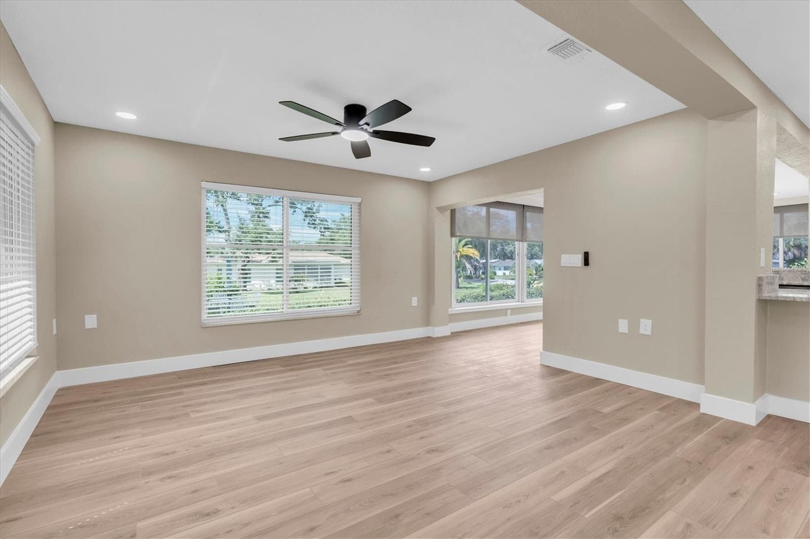 Single Family Residence at 10531 MEADOW HILL DR, PORT RICHEY, photo 12 of 50
