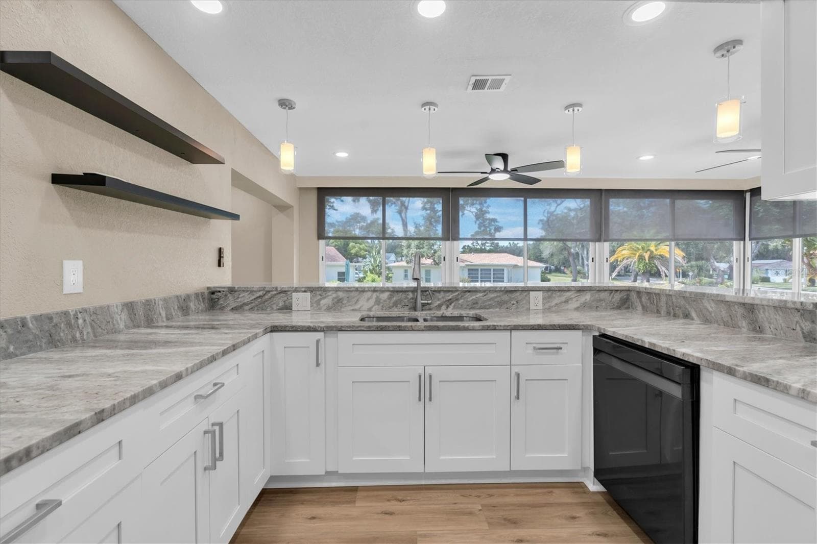 Single Family Residence at 10531 MEADOW HILL DR, PORT RICHEY, photo 19 of 50