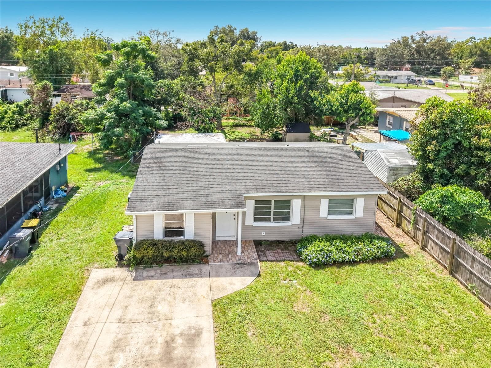 Single Family Residence at 2503 CETRA CT, LAKELAND, photo 3 of 46