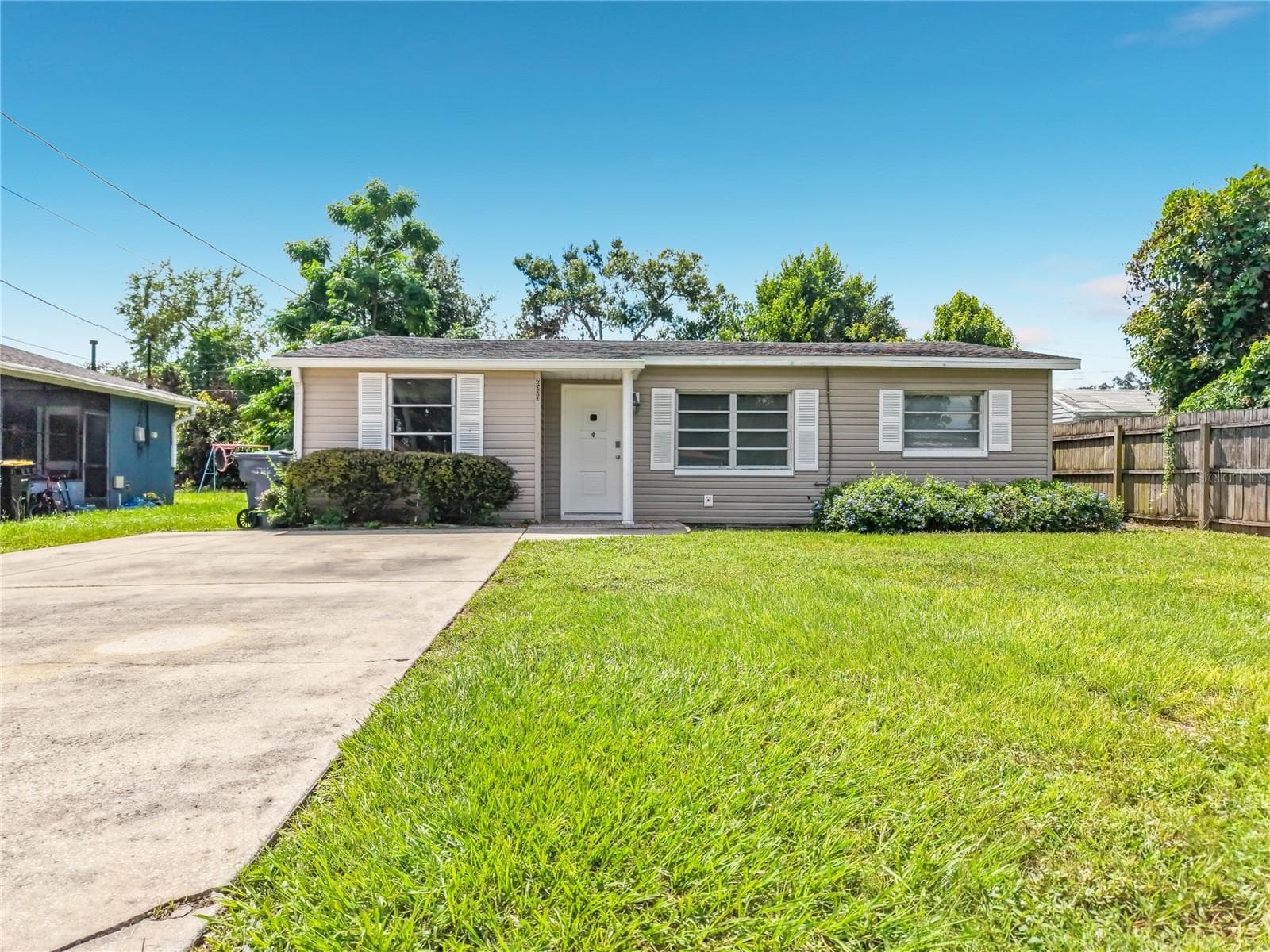 Single Family Residence at 2503 CETRA CT, LAKELAND, photo 6 of 46