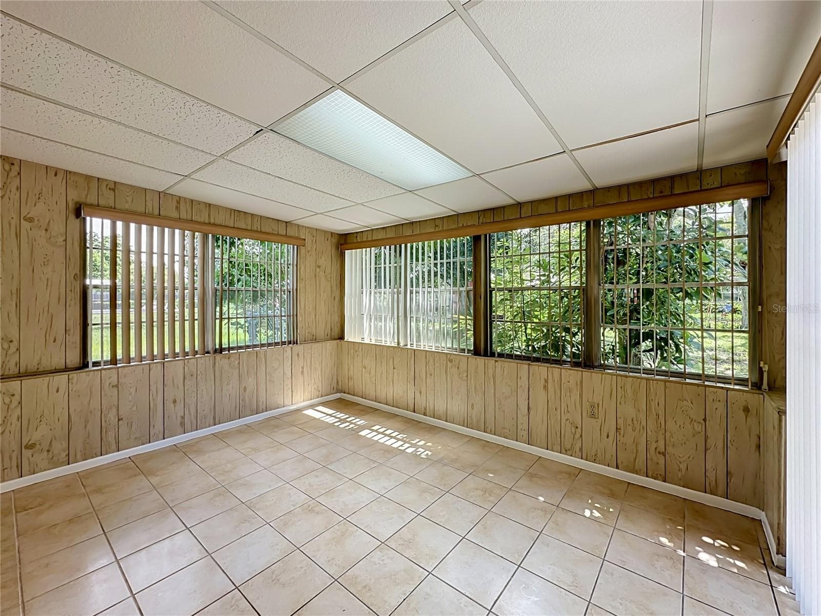 Single Family Residence at 2503 CETRA CT, LAKELAND, photo 32 of 46