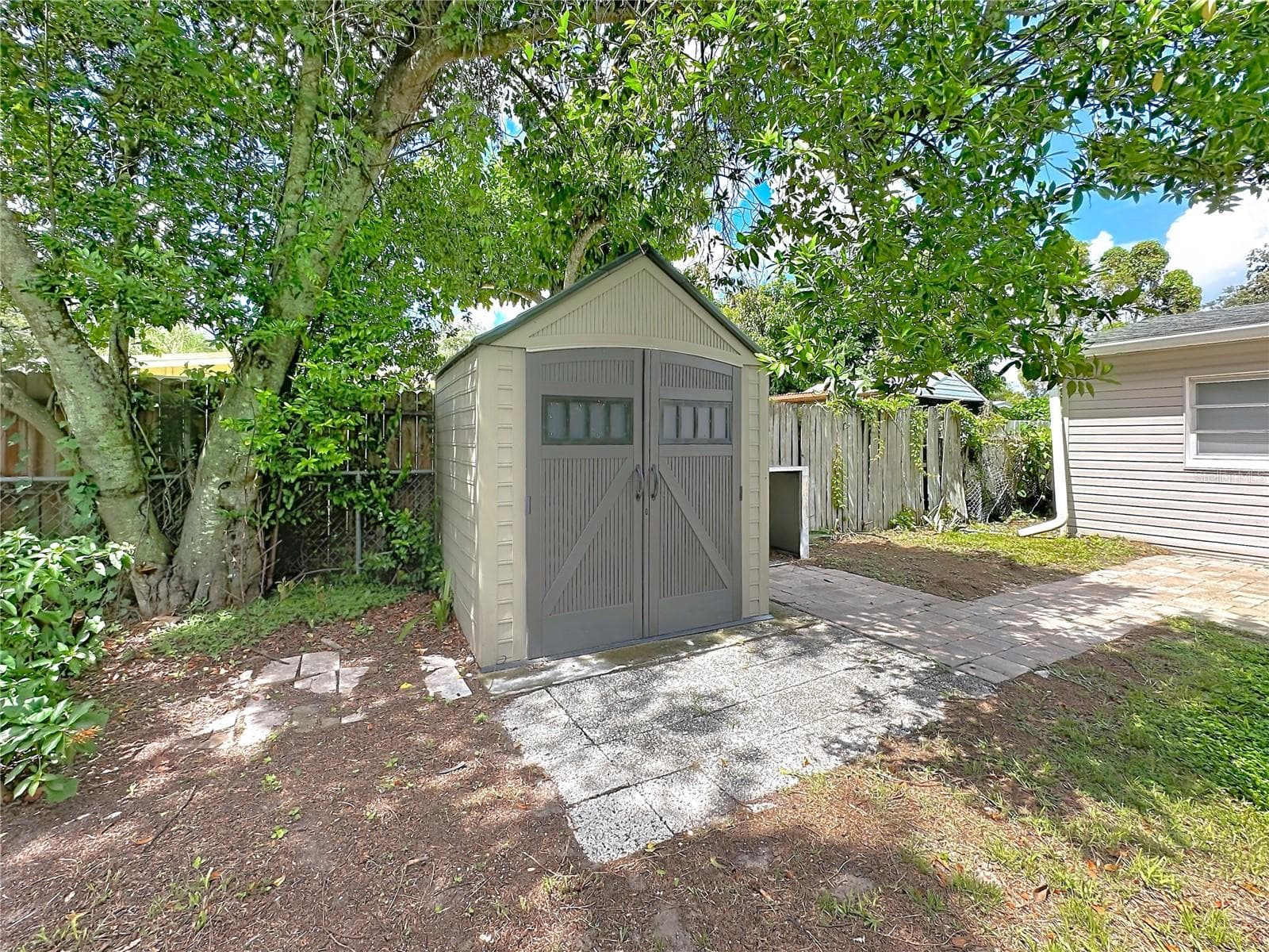Single Family Residence at 2503 CETRA CT, LAKELAND, photo 41 of 46
