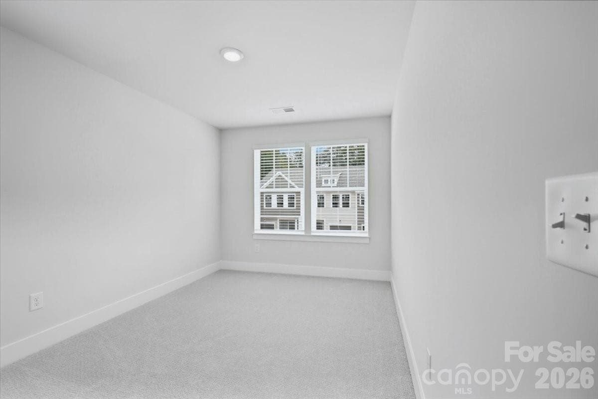 Townhouse at 31 Oleetah Falls Way, Hendersonville, photo 18 of 25