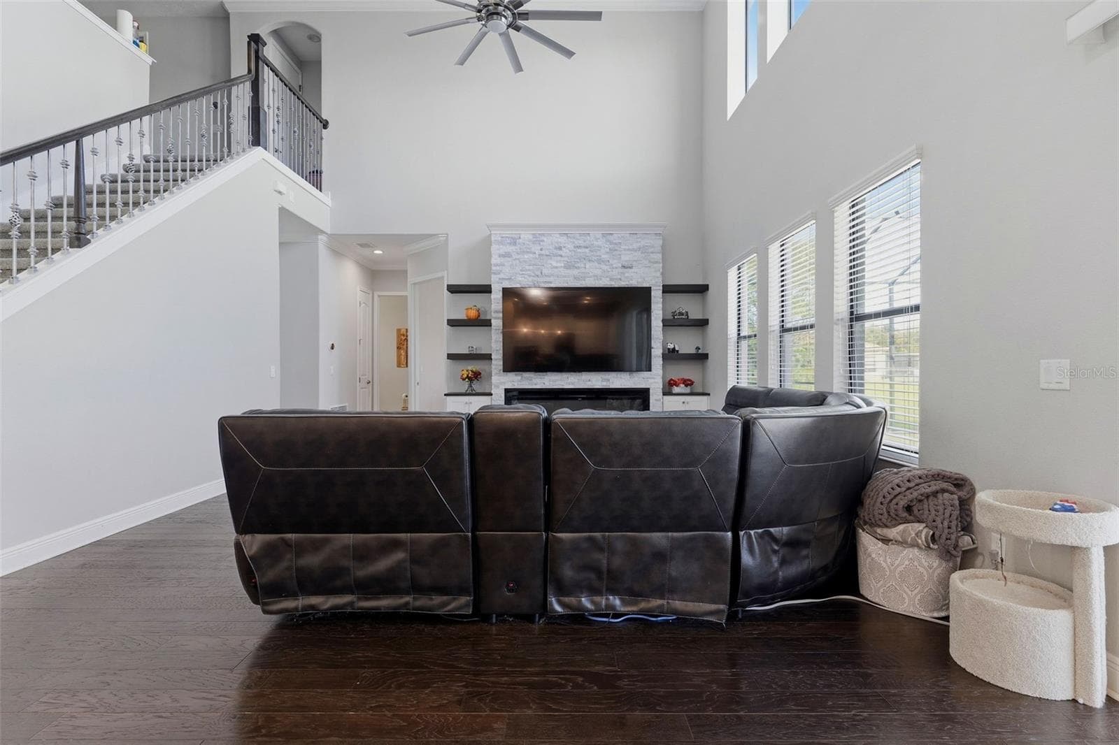 Single Family Residence at 5157 LAKECASTLE DR, TAMPA, photo 20 of 50