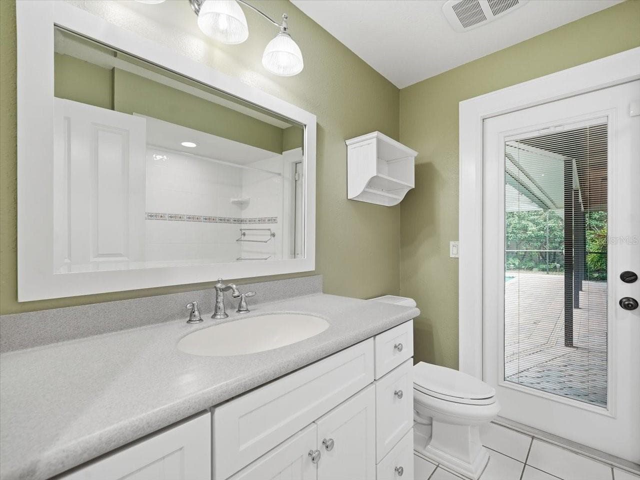 Single Family Residence at 13903 MIDDLE PARK DR, TAMPA, photo 38 of 52