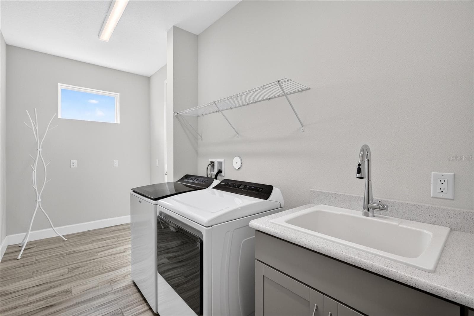 Single Family Residence at 826 SUNNY HORIZON CT, DAYTONA BEACH, photo 55 of 79