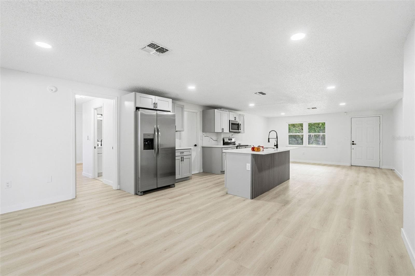 Single Family Residence at 8525 BRIAR PATCH DR, PORT RICHEY, photo 11 of 32