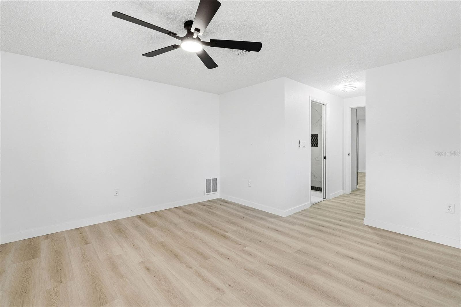 Single Family Residence at 8525 BRIAR PATCH DR, PORT RICHEY, photo 17 of 32
