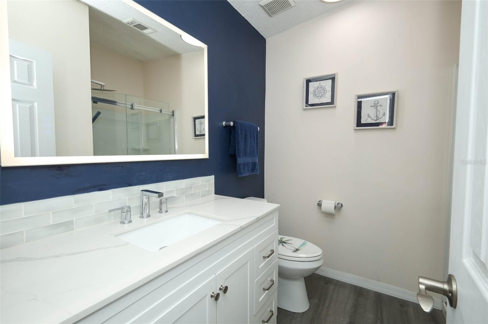 Manufactured Home at 728 PRADO DR, LADY LAKE, photo 17 of 26