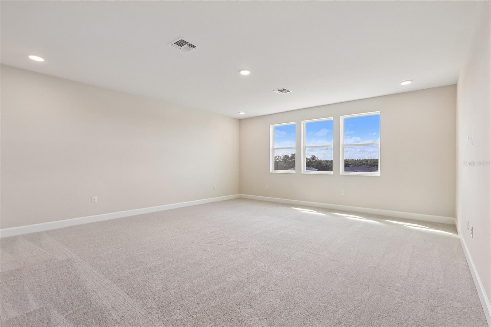 Single Family Residence at 3209 WOLF LAKE AVE, APOPKA, photo 17 of 35