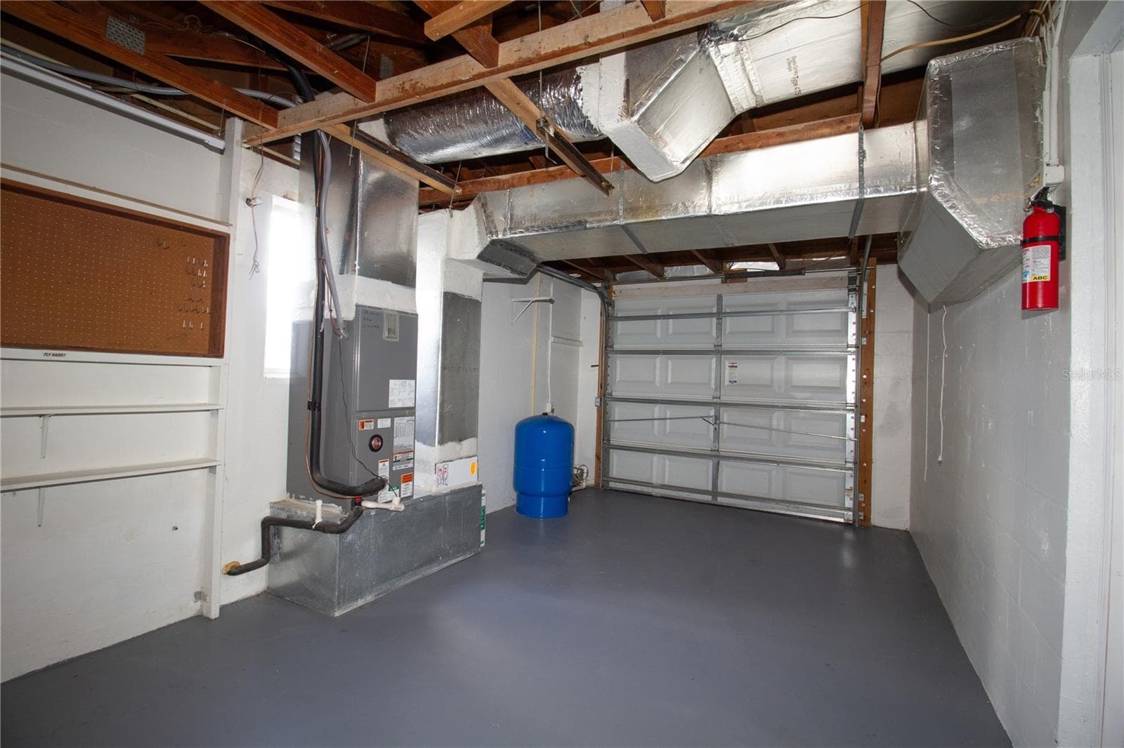 Single Family Residence at 1408 JENNINGS DR, HOLIDAY, photo 22 of 26
