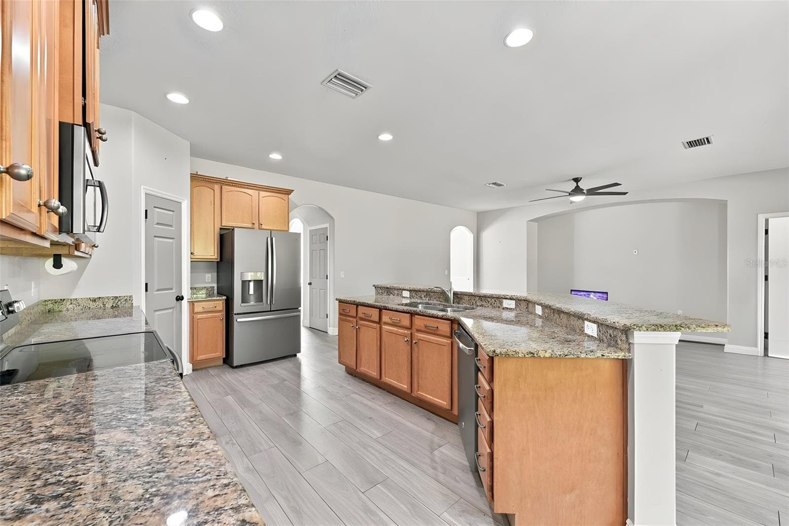 Single Family Residence at 3403 WALDEN RESERVE DR, PLANT CITY, photo 13 of 61