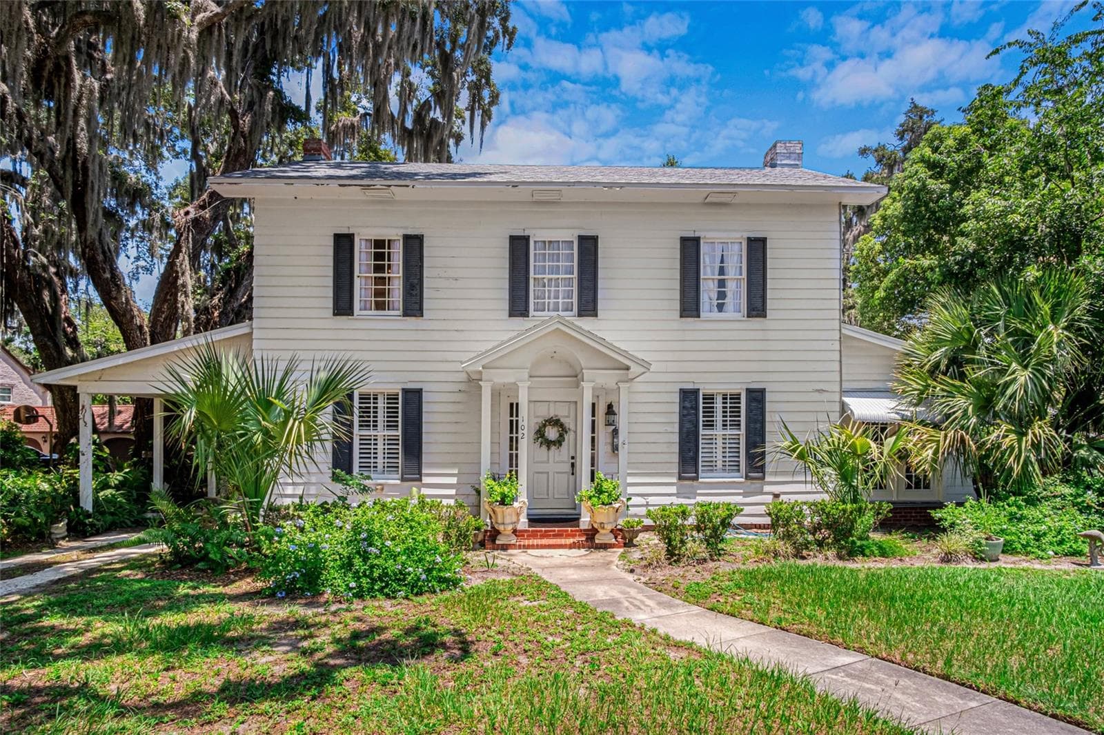 102 PALMORA BLVD
