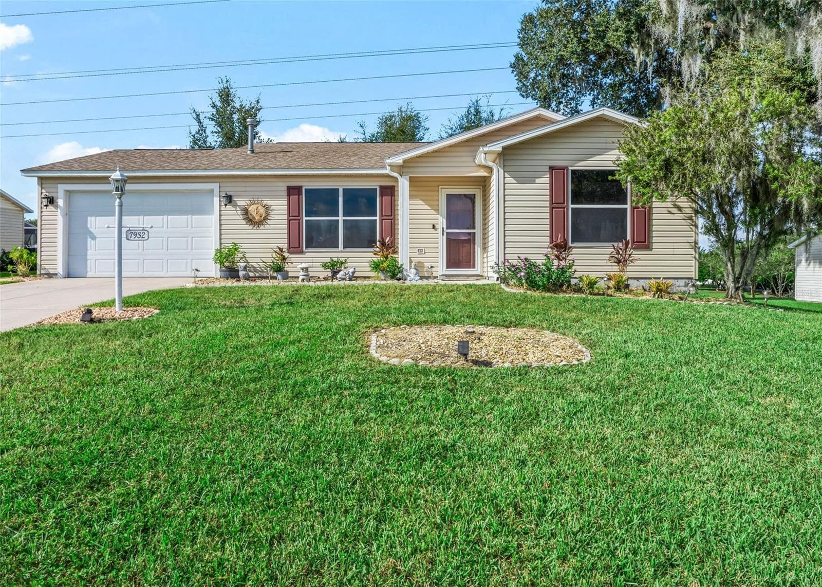 Single Family Residence at 17632 SE 92ND GRANTHAM TER, THE VILLAGES, photo 2 of 40