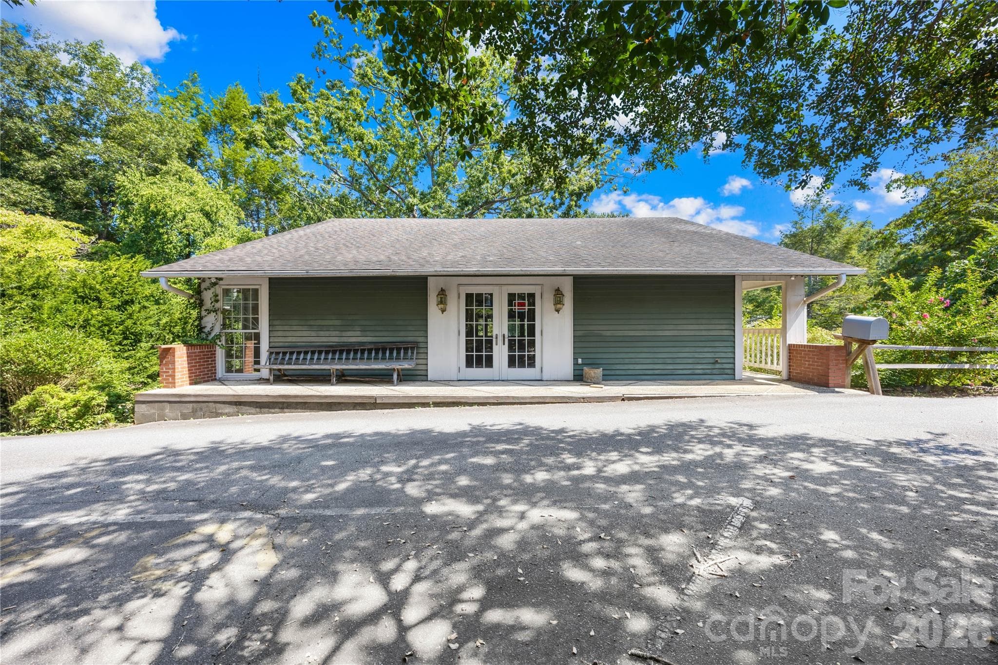 Bed/Breakfast at 85 Pine Crest Lane, Tryon, photo 24 of 46