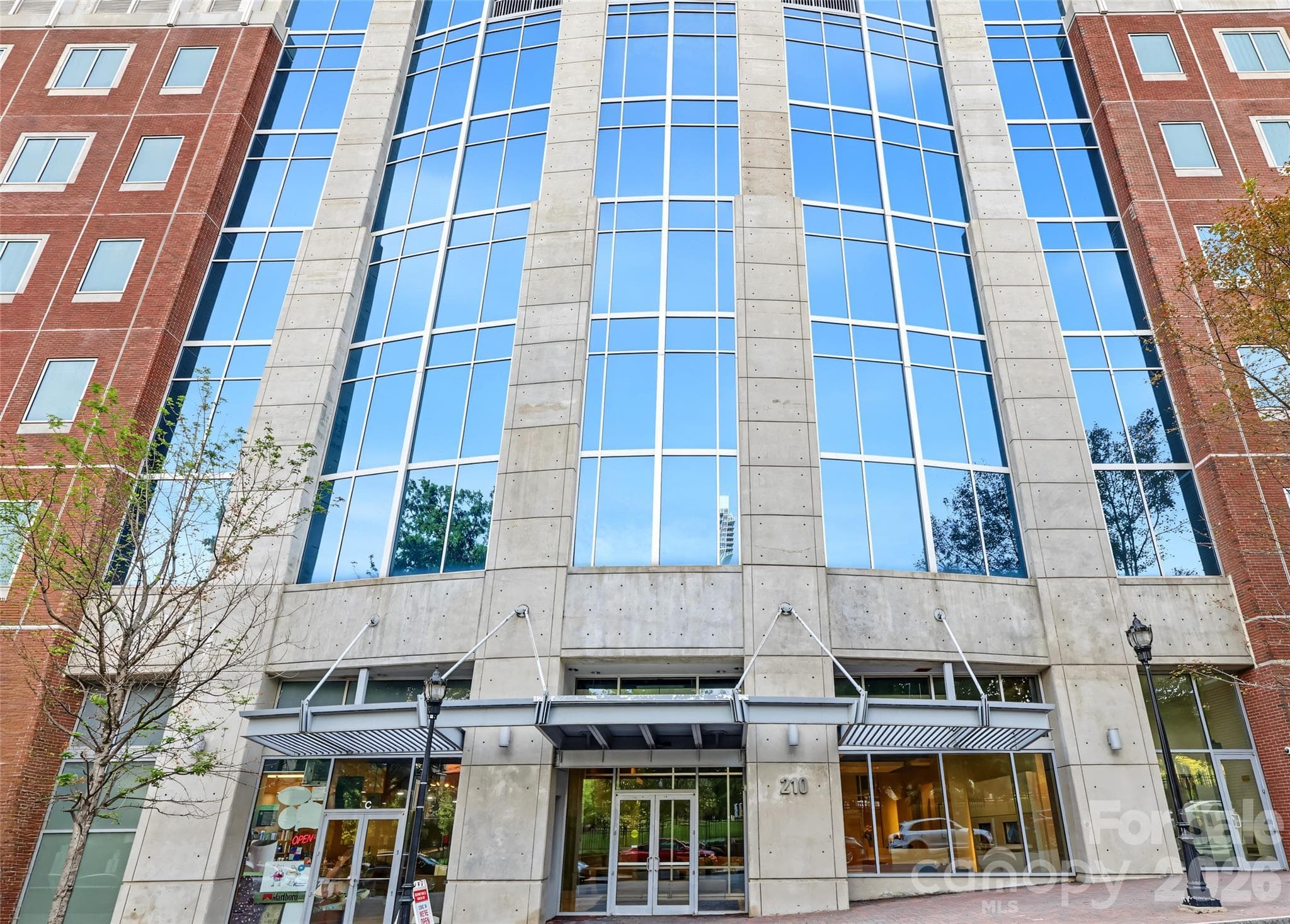 Condominium at 210 N Church Street, Charlotte, photo 8 of 48