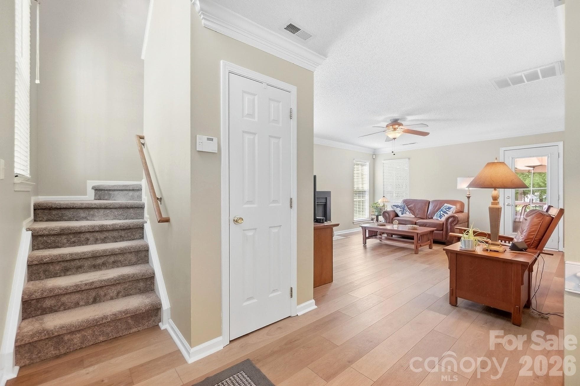 Single Family Residence at 1629 Sugar Hollow Drive, Charlotte, photo 8 of 31