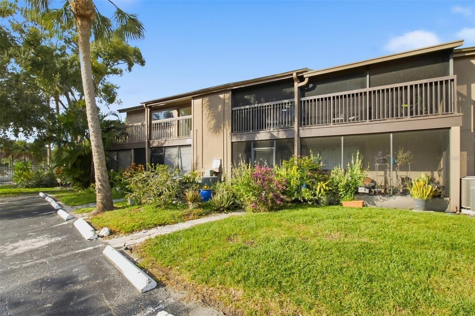 Condominium at 6346 NEWTOWN CIR #46B4, TAMPA, photo 2 of 25
