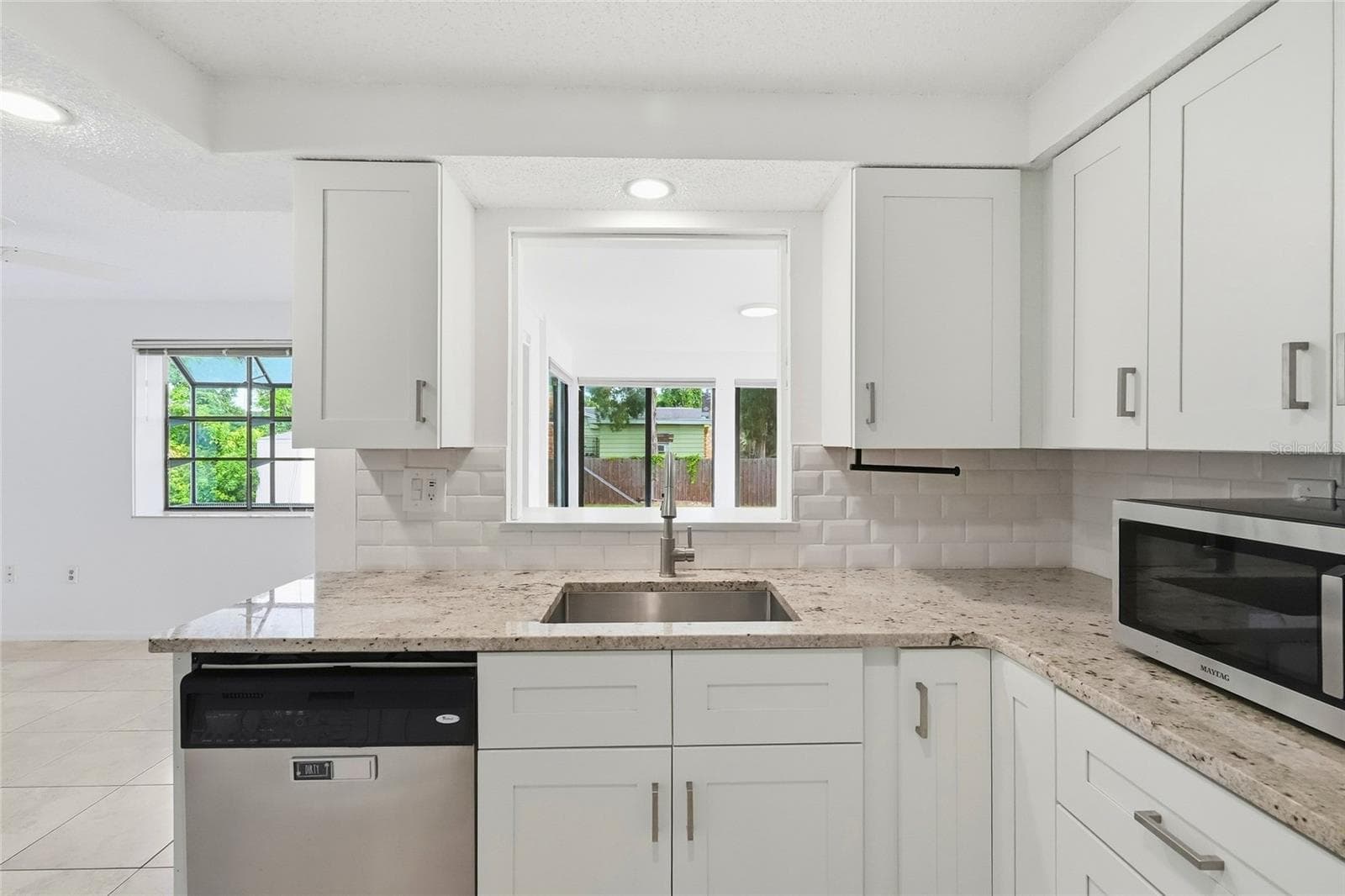 Kitchen - 3667 CAROL LN, SARASOTA
