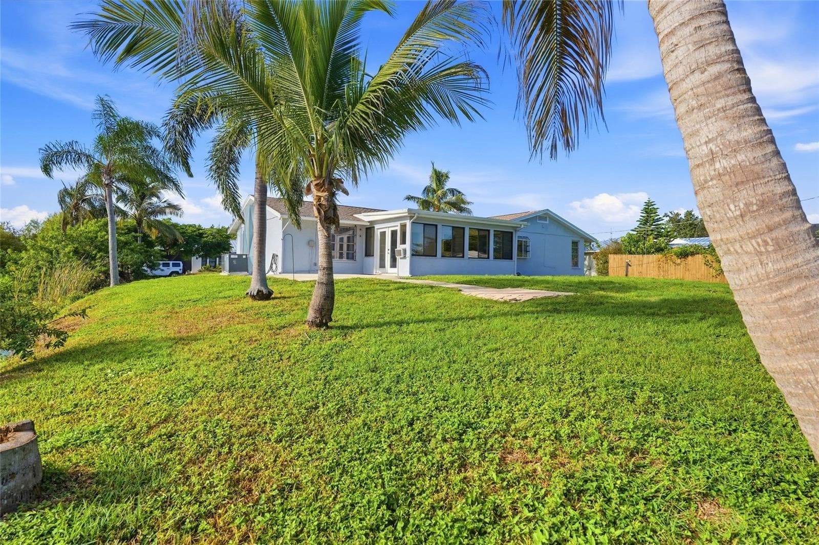 Backyard - 3667 CAROL LN, SARASOTA