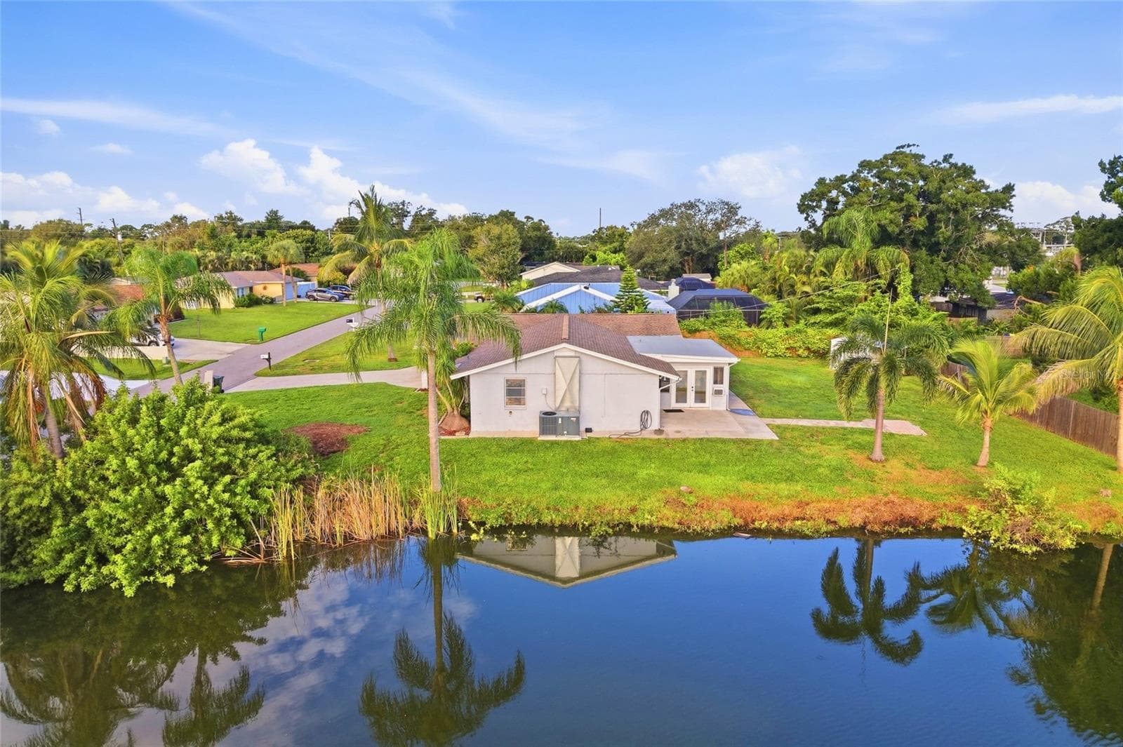 Side View - 3667 CAROL LN, SARASOTA