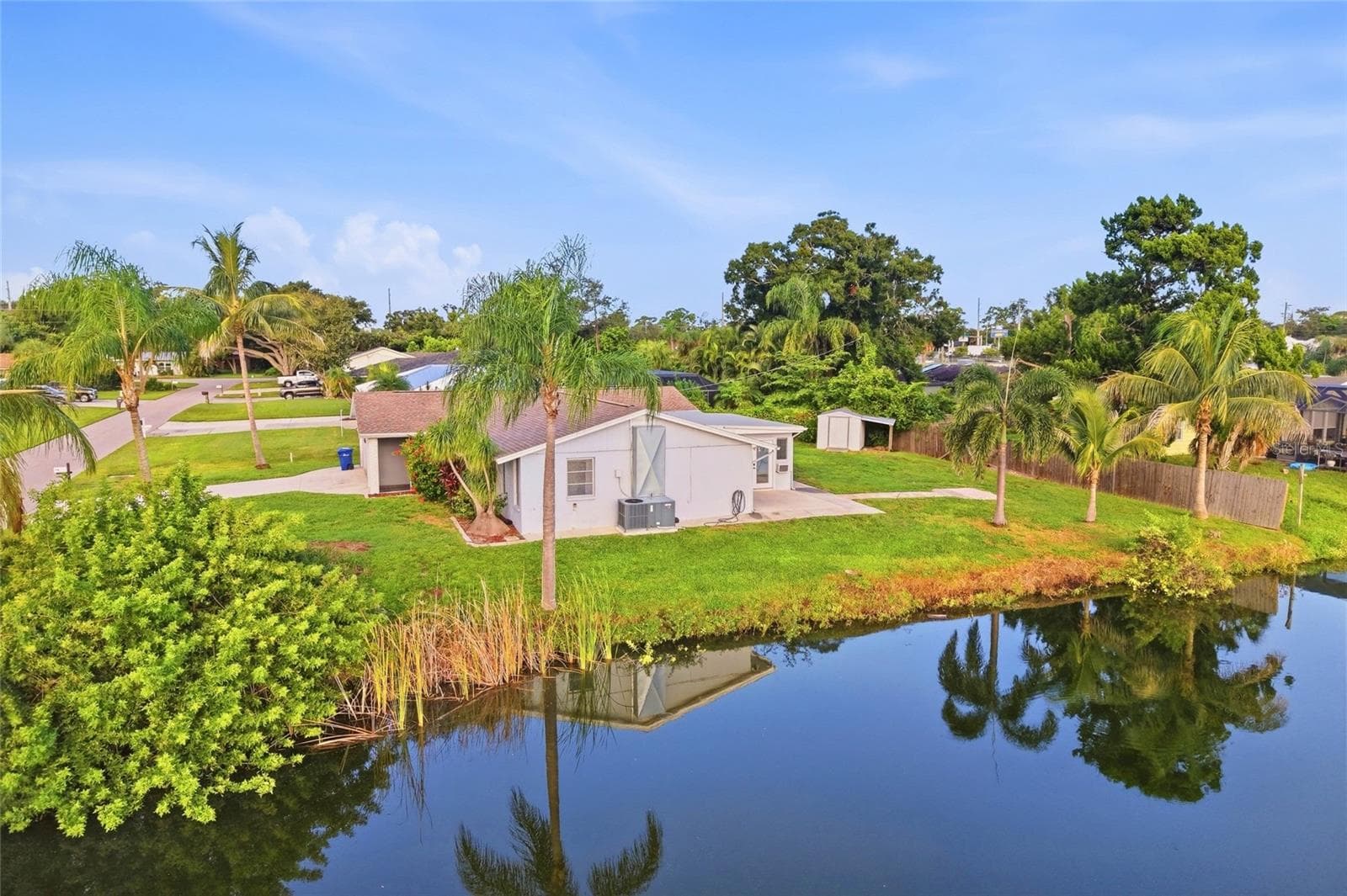 Side View - 3667 CAROL LN, SARASOTA