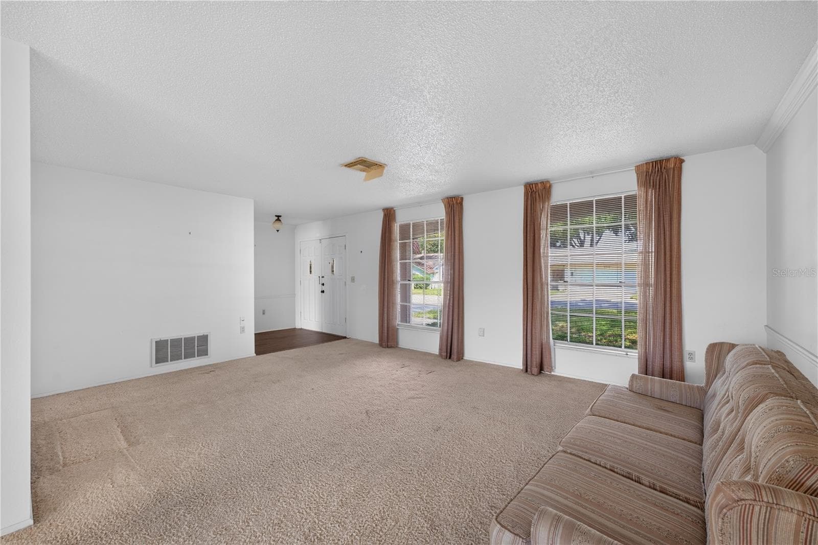 Single Family Residence at 8810 SHOEMAKER LN, HUDSON, photo 2 of 38