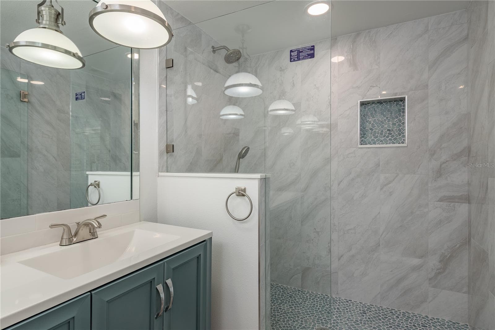 Primary Bath - 311 ISLAND WAY #101, CLEARWATER