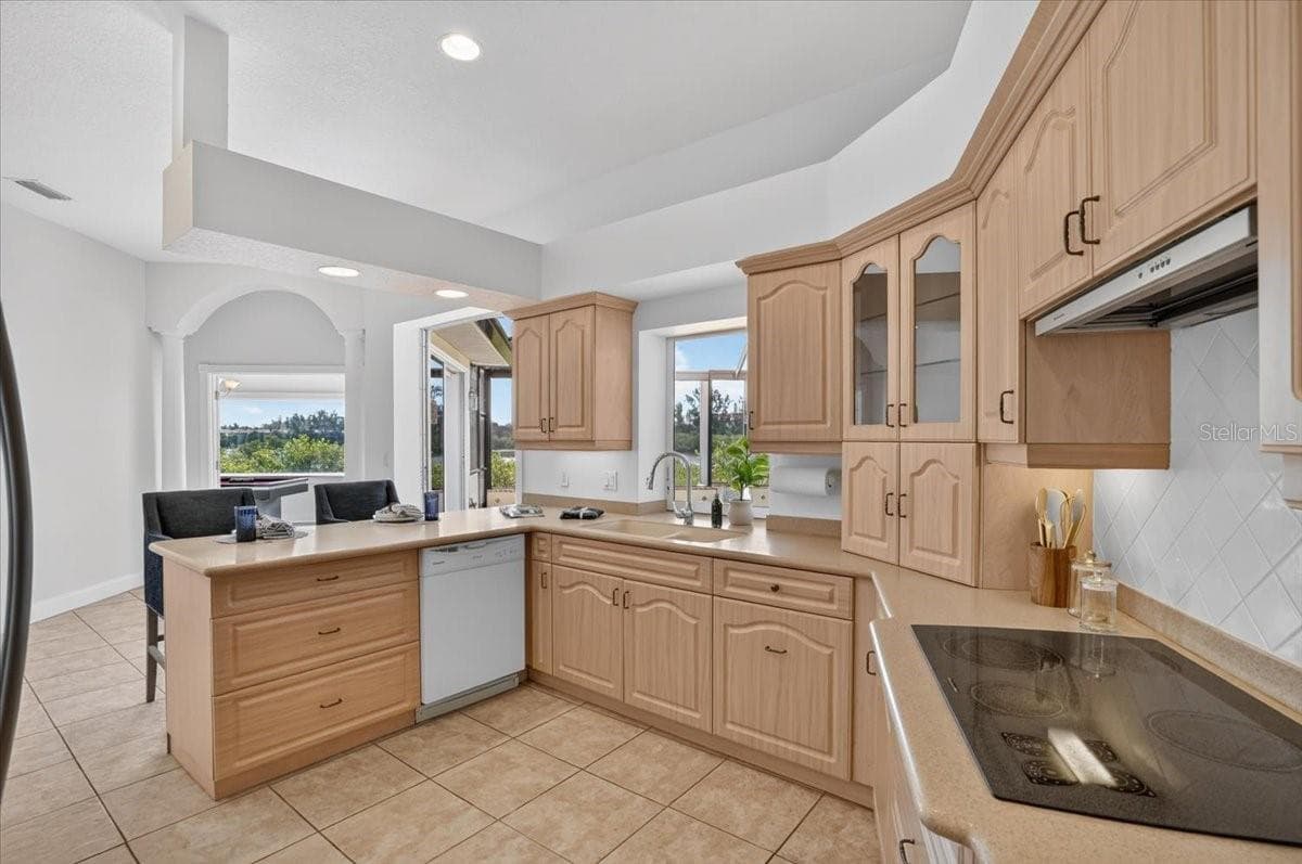 Single Family Residence at 102 BRENDA LN, NOKOMIS, photo 11 of 60