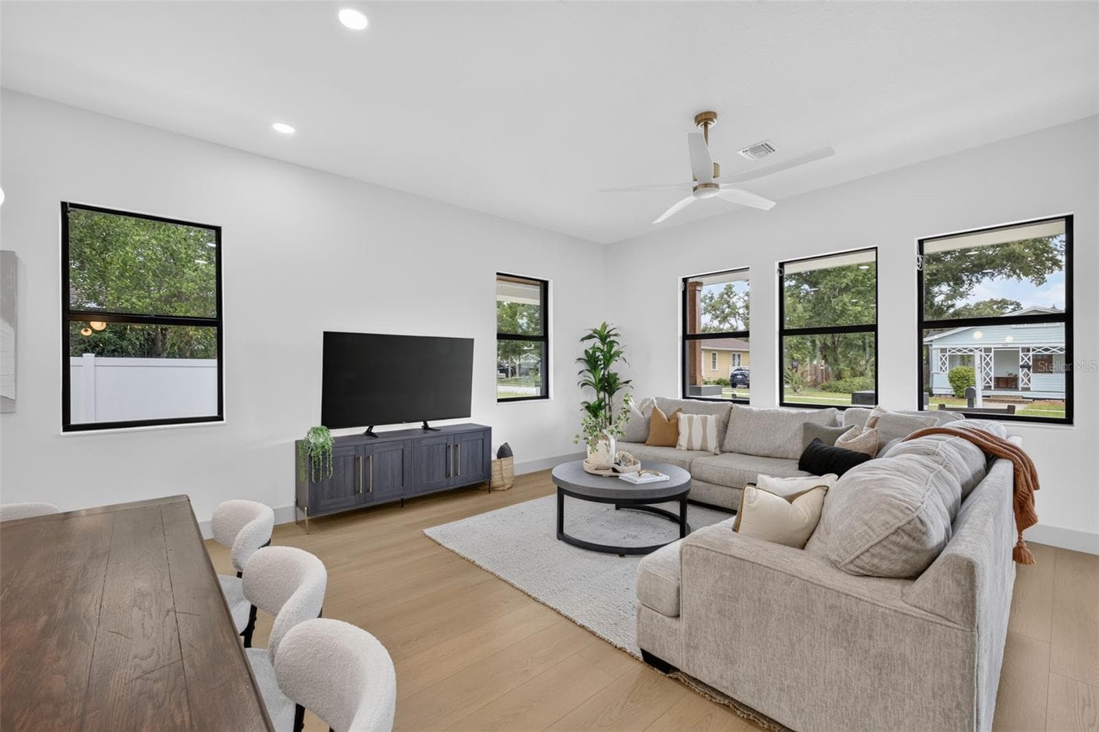 Living Room - 1207 E ELLICOTT ST, TAMPA