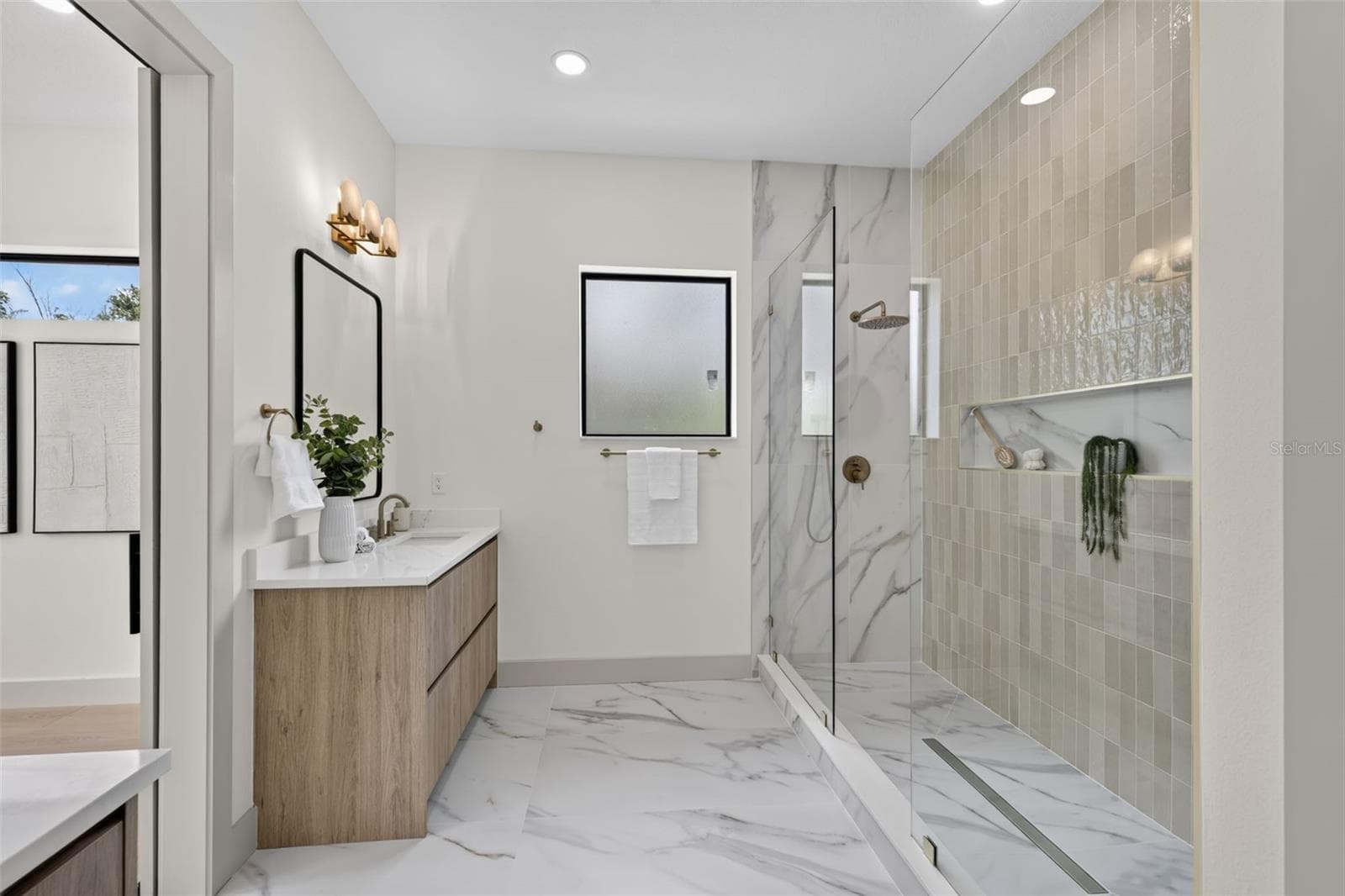 Primary Bathroom - 1207 E ELLICOTT ST, TAMPA
