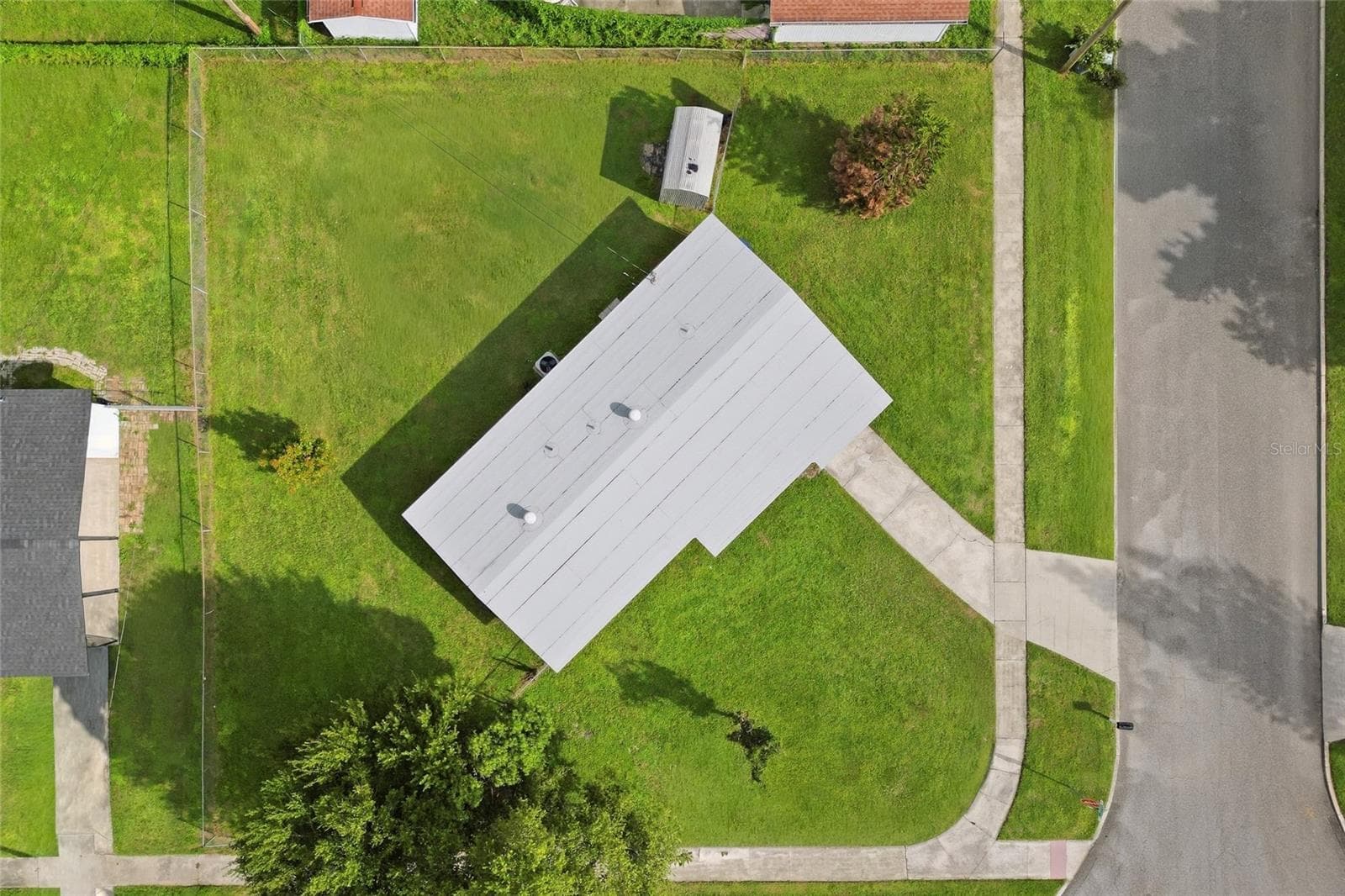 Single Family Residence at 5941 SWOFFIELD DR, ORLANDO, photo 3 of 18