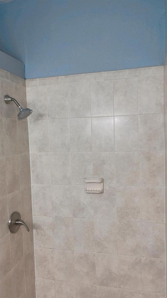 Single Family Residence at 6524 LA MESA CIR, TAMPA, photo 31 of 45