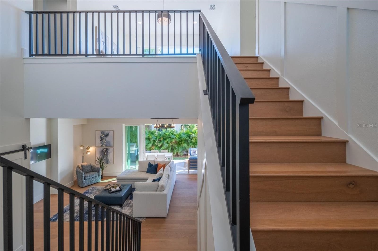 Single Family Residence at 2420 FLOYD ST, SARASOTA, photo 51 of 75