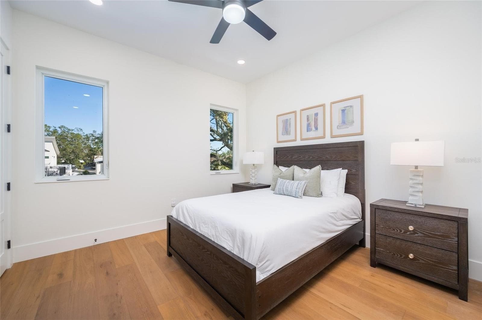 Guest bedroom - 2420 FLOYD ST, SARASOTA