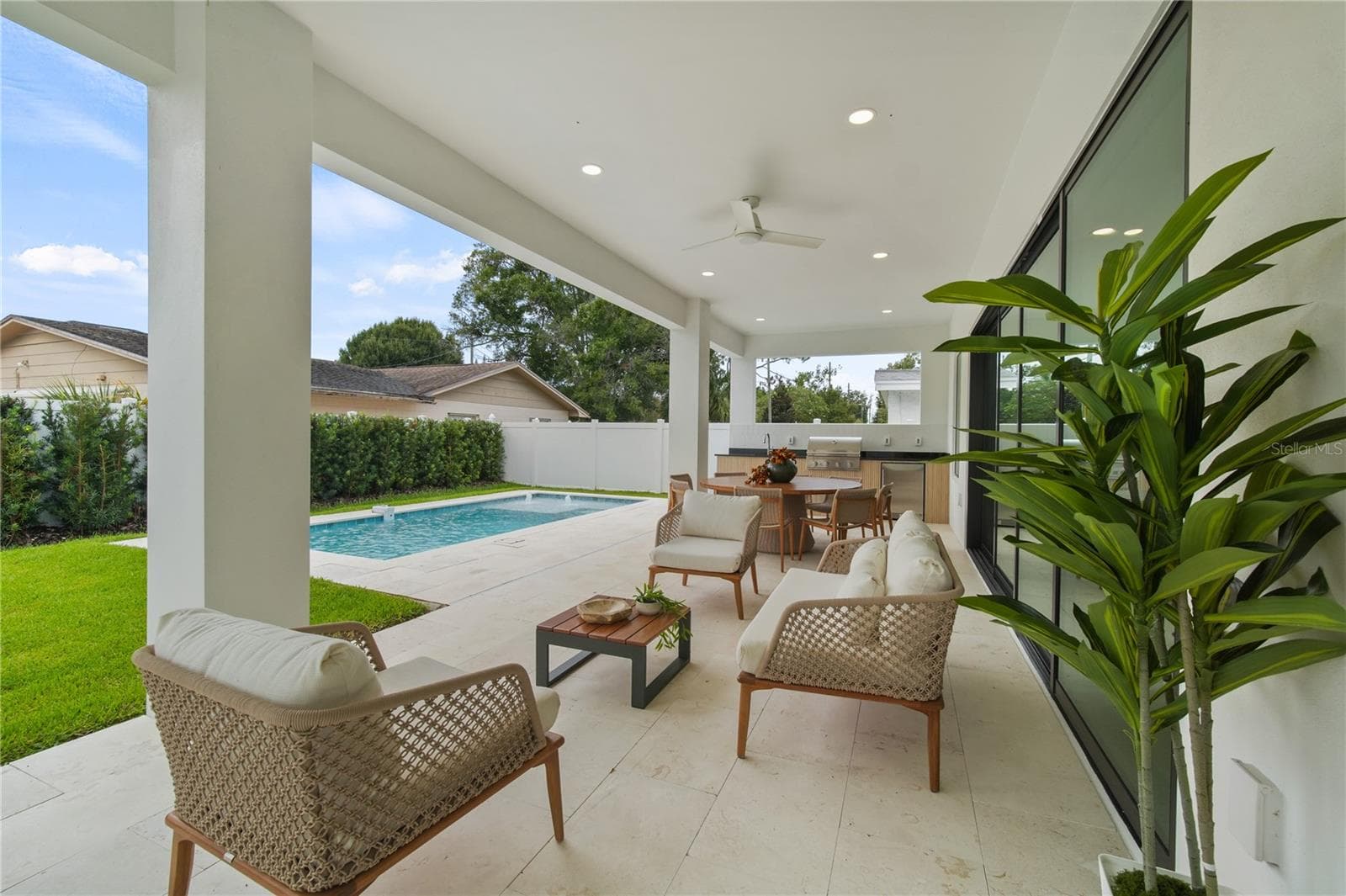 Single Family Residence at 1326 W NEW HAMPSHIRE ST, ORLANDO, photo 90 of 98