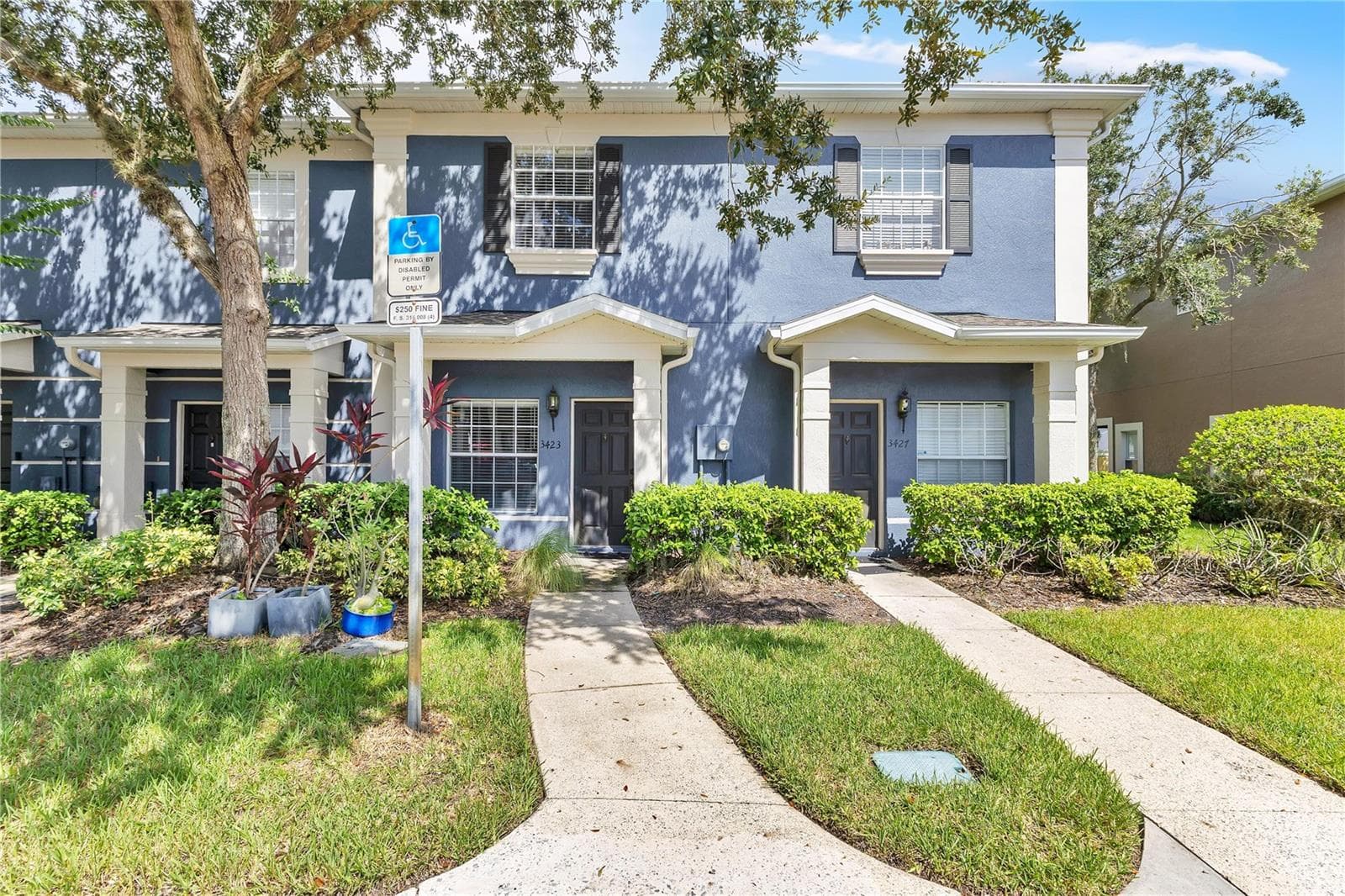 3423 WILSHIRE WAY RD #27